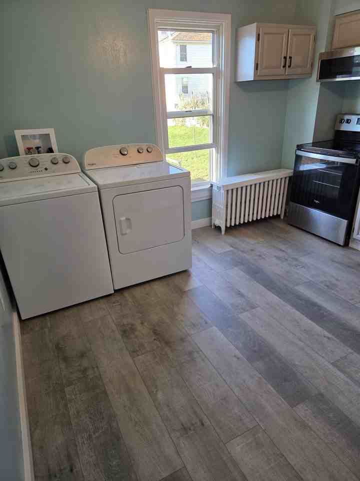 311 Market St #B - Photo 3 of 18