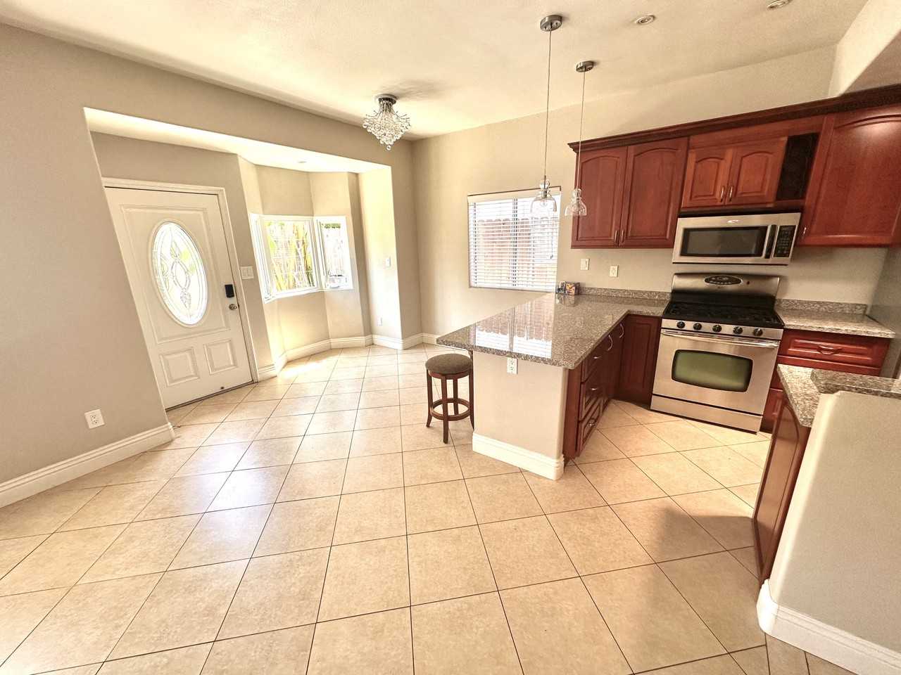 528 N Parker St #NA - Photo 2 of 21