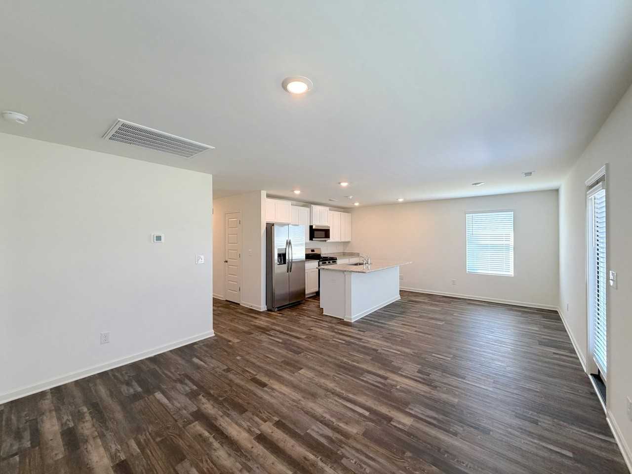 2025 Ogletree Place - Photo 6 of 33