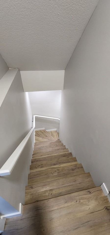 427 Homestead Dr Ne - Photo 5 of 18