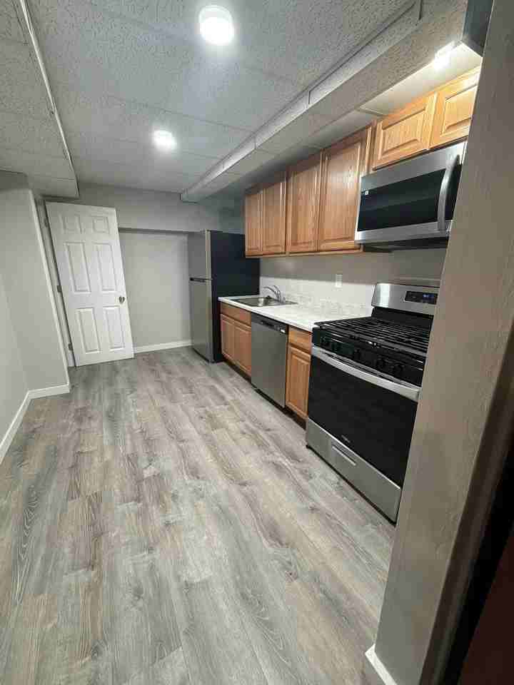 2906 South Stuart Way - Photo 4 of 9