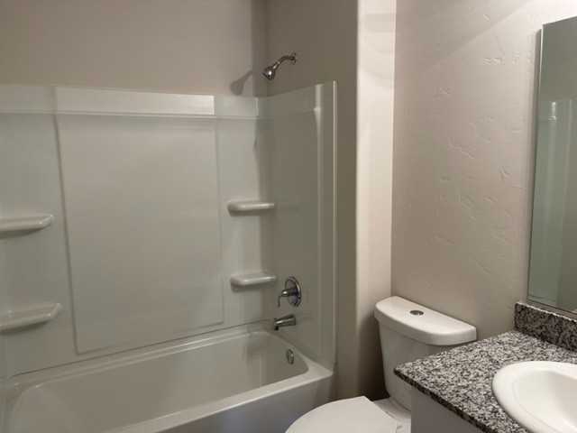 559 Holly St #NA - Photo 6 of 7
