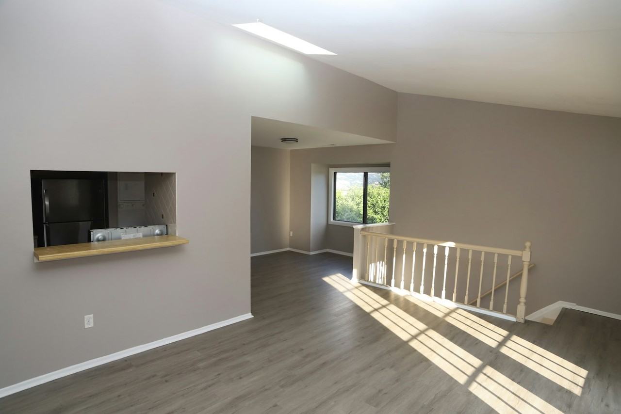 1709 Crimson Tree Way - Photo 2 of 29
