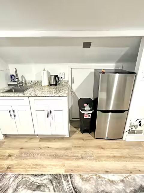 1683 Colonial Drive, Unit 3rd floor - Photo 5 of 10