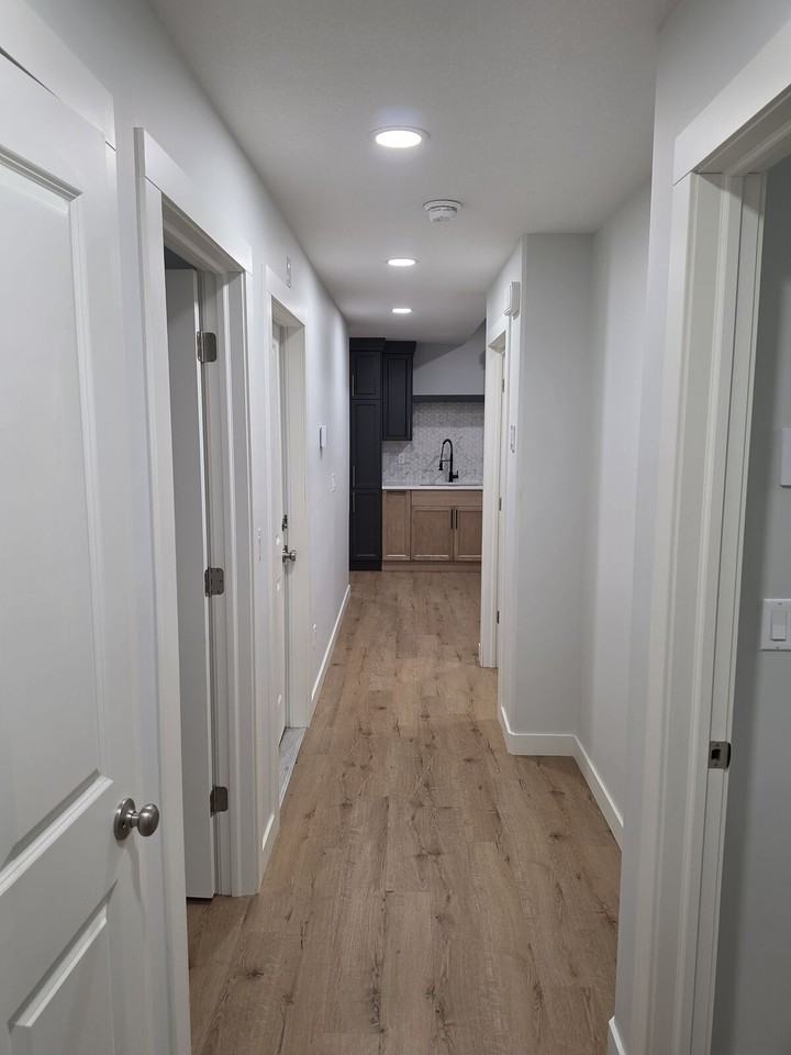164 Lindman Ave - Photo 7 of 15