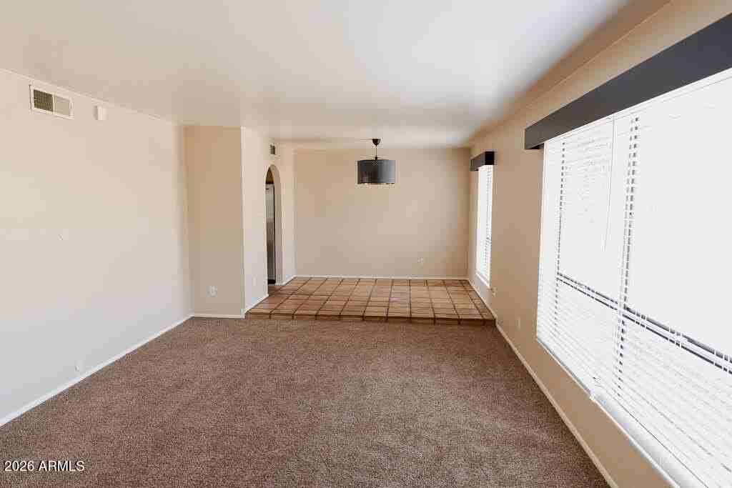 6935 E Hearn Rd - Photo 5 of 47