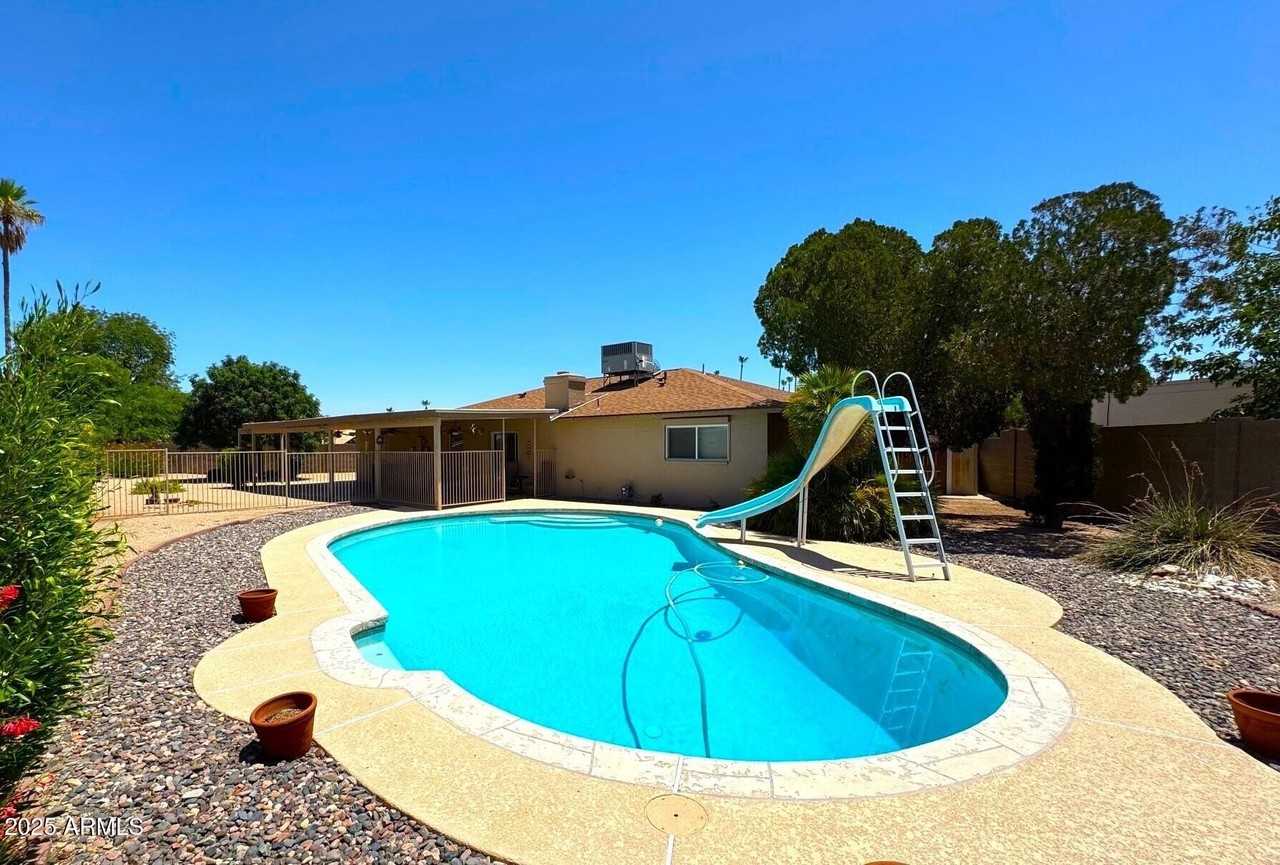 3625 E Garden Dr - Photo 3 of 34
