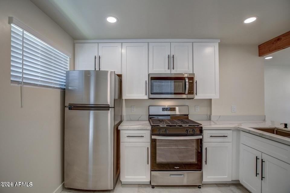 1413 S Jentilly Ln - Photo 4 of 26
