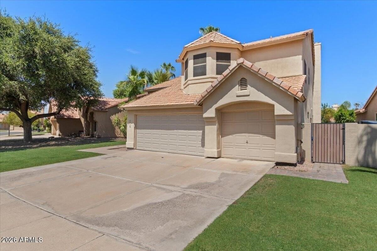 3260 S Laguna Dr - Photo 2 of 49