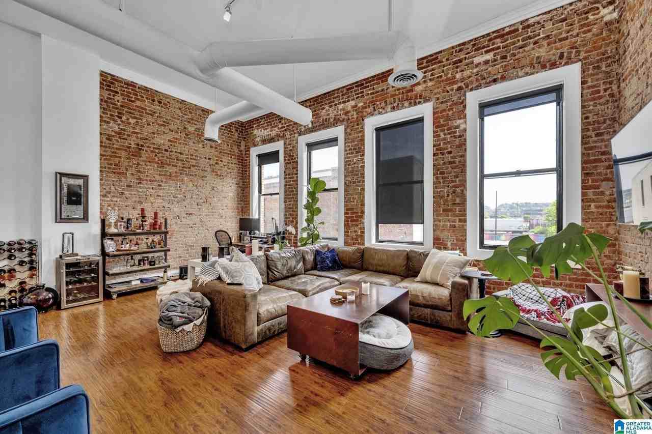 2112 Morris Ave #202