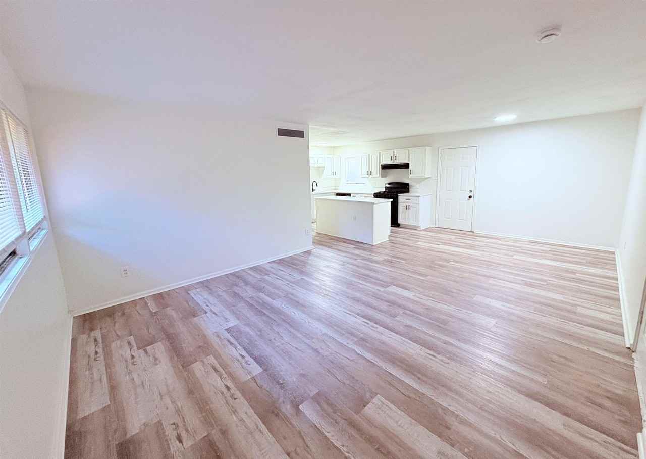 76 S Meadowcliff Dr - Photo 3 of 18