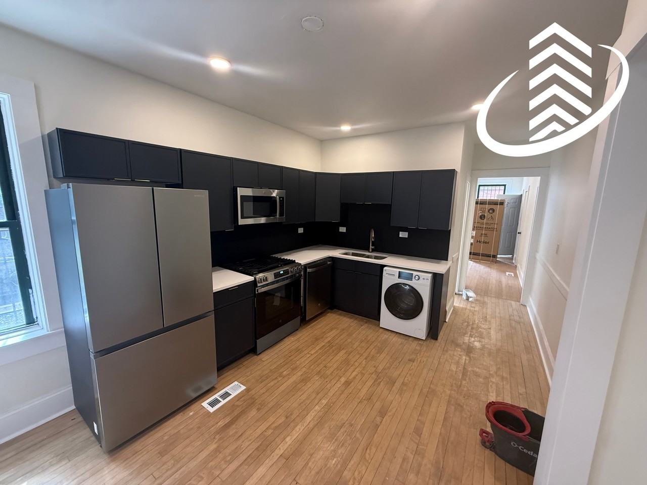 2301 N Leavitt St #2F - Photo 6 of 9