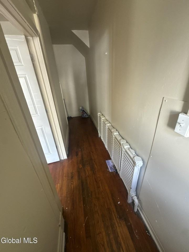 278 Sheridan Ave #1 - Photo 4 of 13