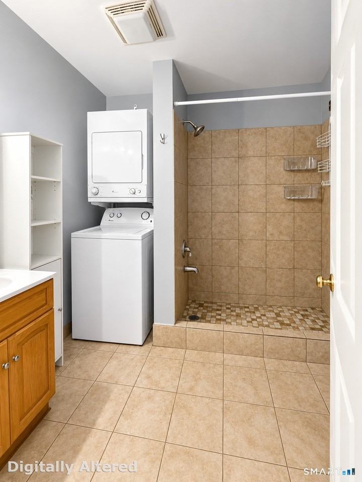 174 Jordan Ave #2 - Photo 3 of 8