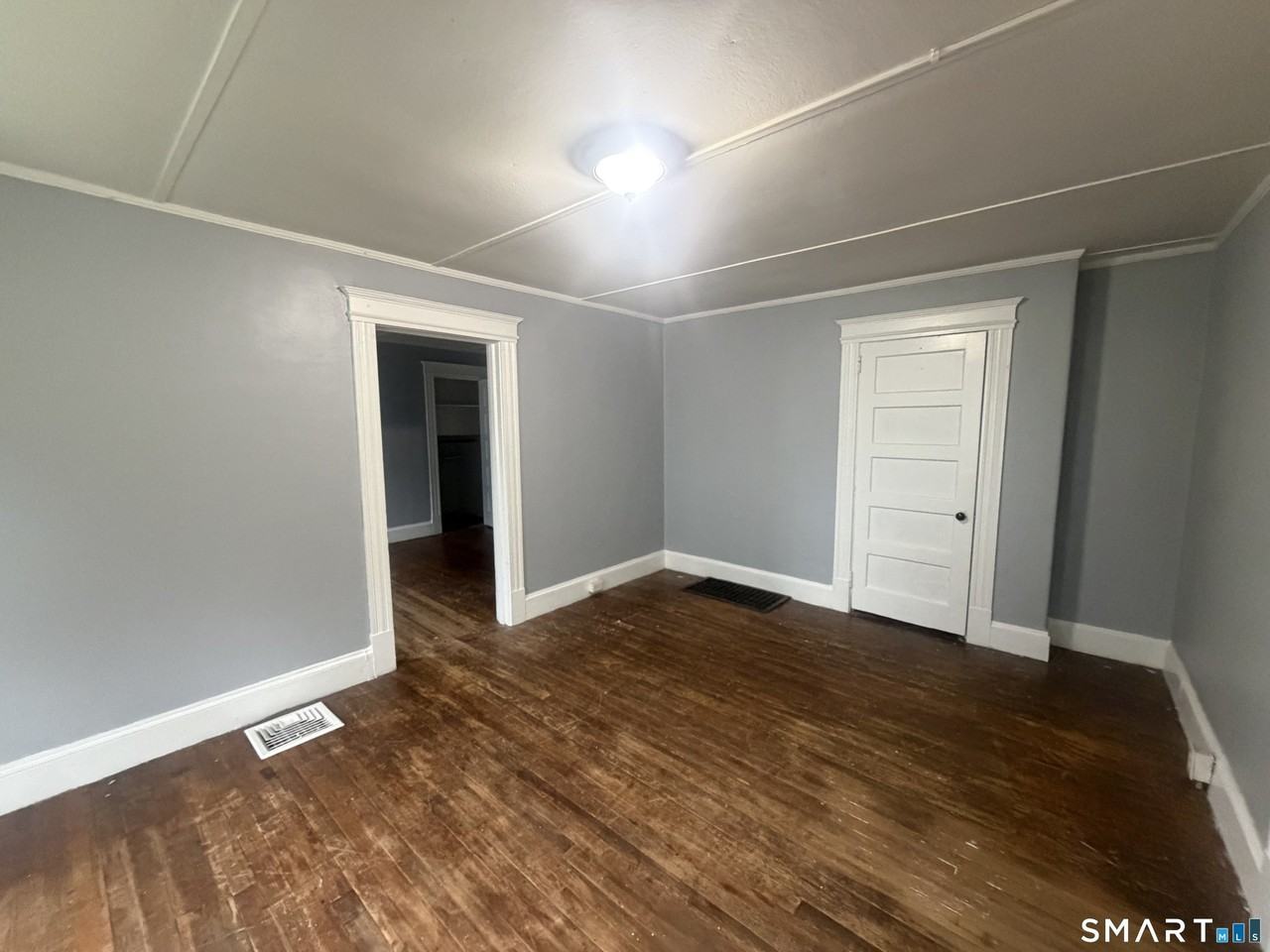 243 Center St #1stFL - Photo 6 of 7