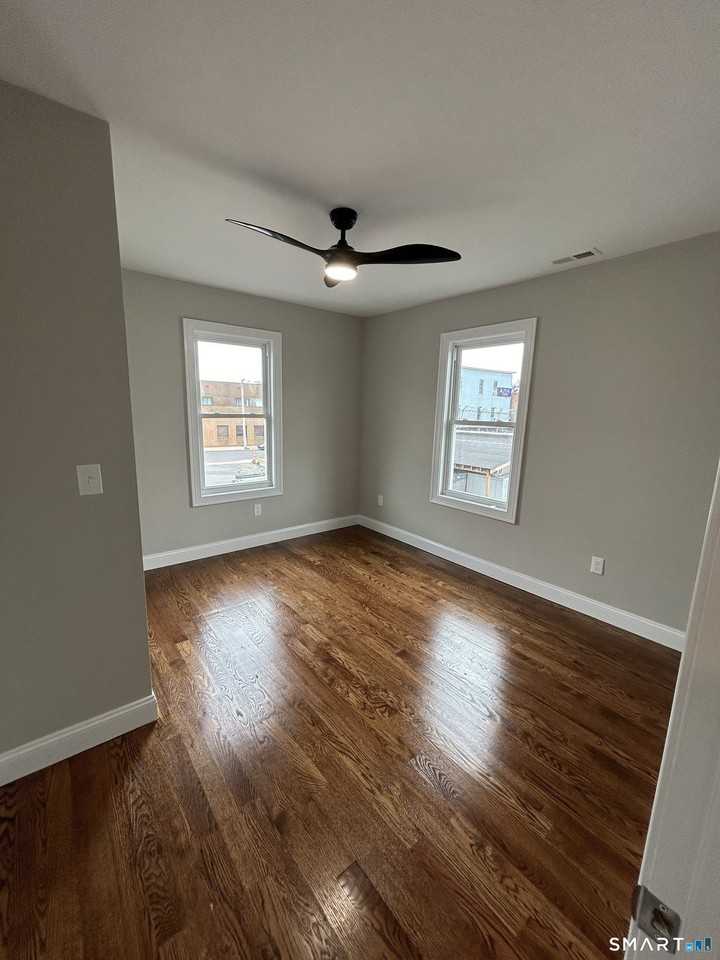 823 Capitol Ave #3 - Photo 5 of 19