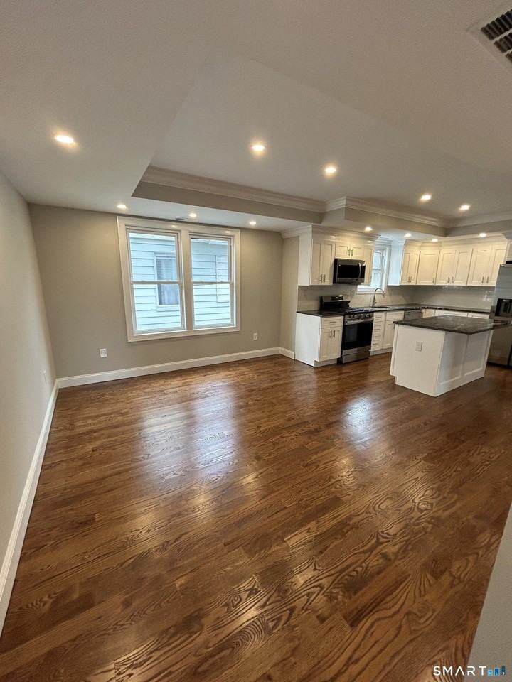 823 Capitol Ave #3 - Photo 6 of 19