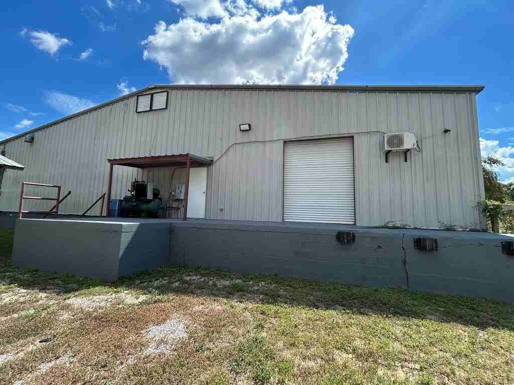 383 Kelley Dr - Photo 4 of 27