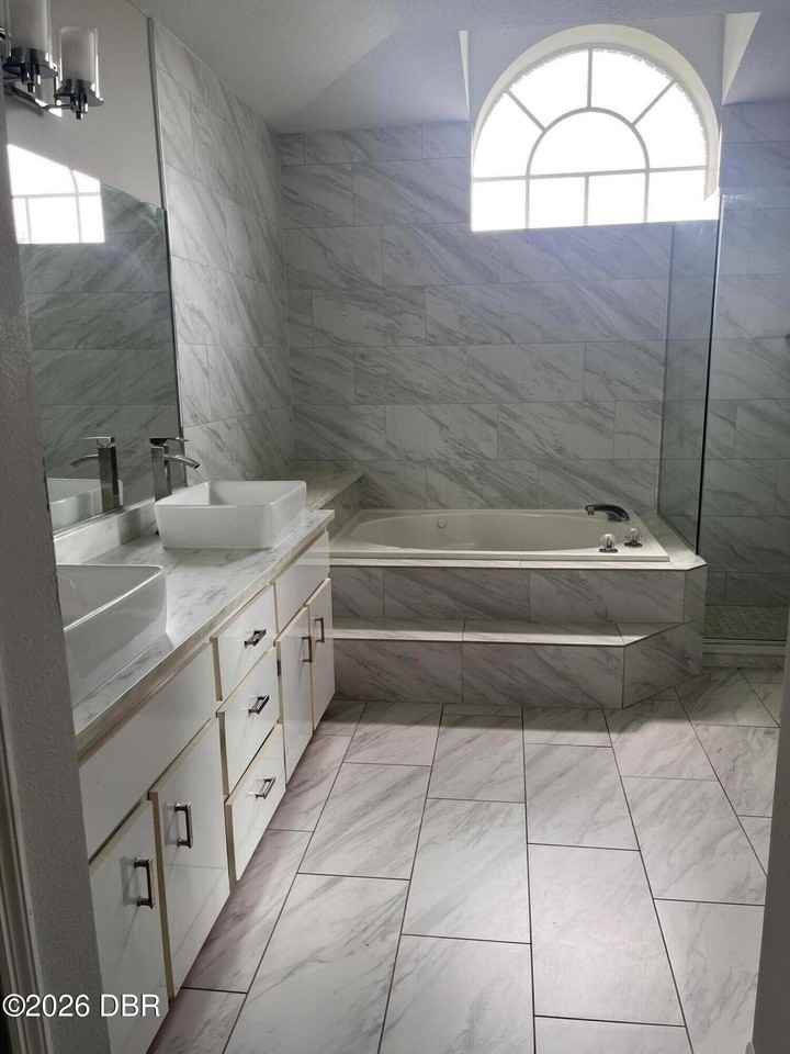 2642 Spruce Creek Blvd #2642 - Photo 7 of 10