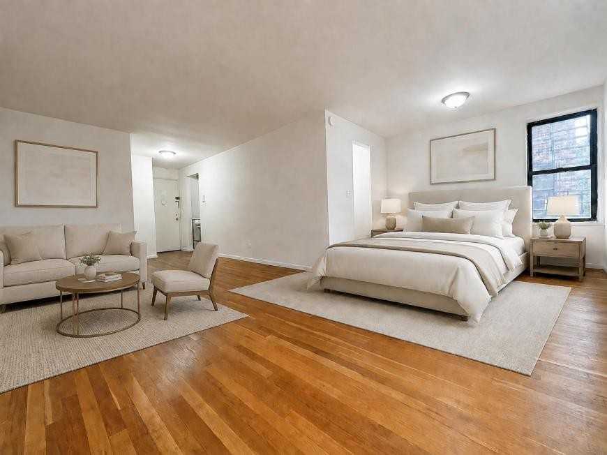 6645 Broadway - Photo 4 of 10