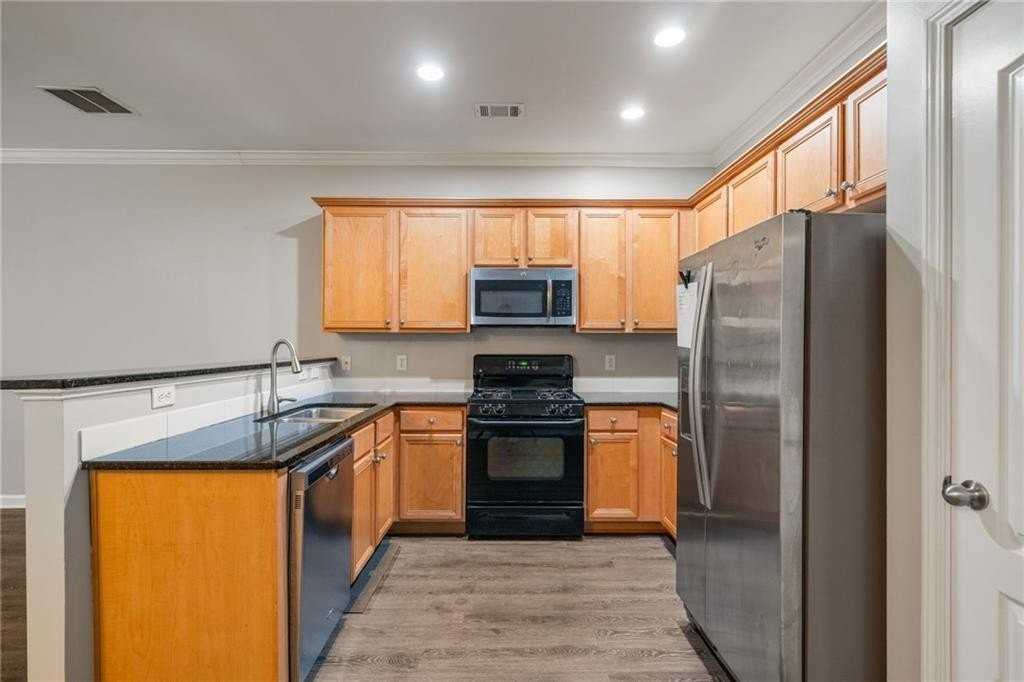 1030 Firethorne Pass - Photo 2 of 24