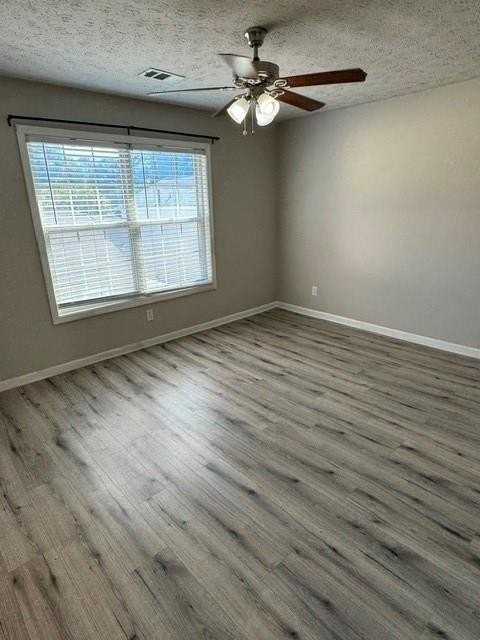 205 Harmony Ct - Photo 6 of 18