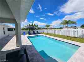 featured image of 1326 Nw 10th Ave