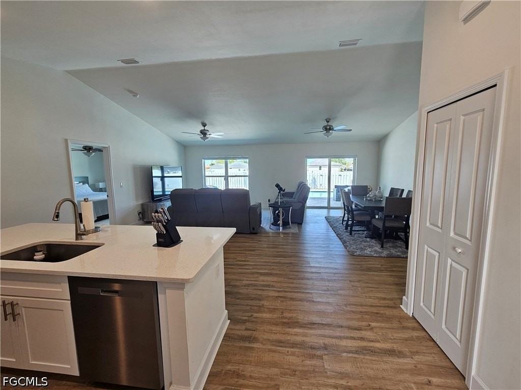 1326 Nw 10th Ave - Photo 6 of 33