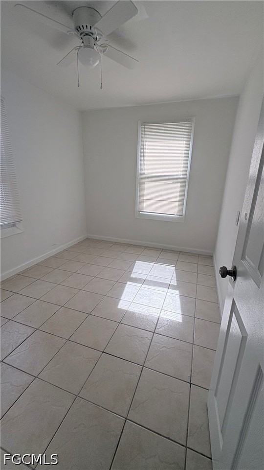 3042 Douglas Ave - Photo 3 of 9