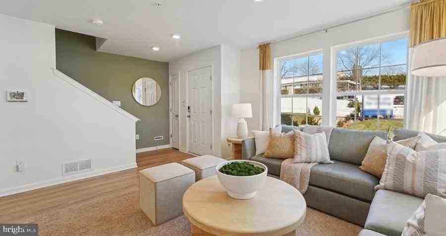 116 Spencer Way - Photo 2 of 25
