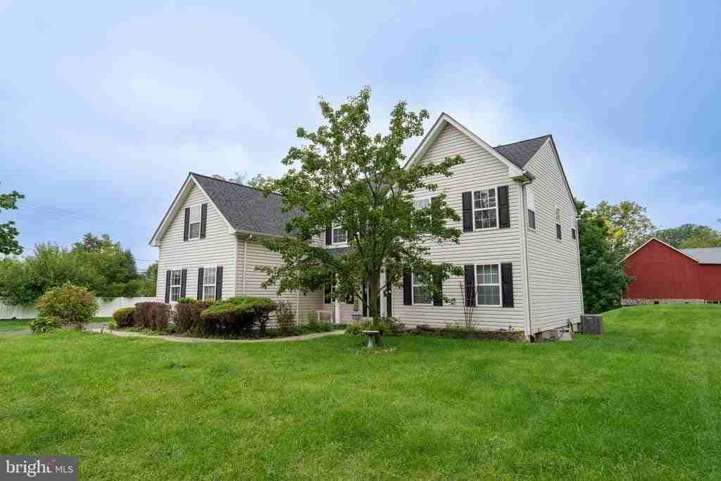 2007 Legat Ln