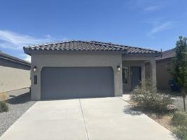 featured image of 1502 Calle Oeste Nw