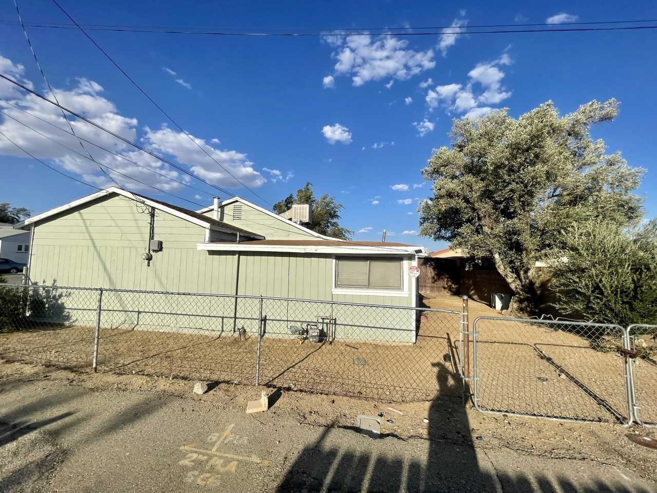 2080 Inyo St - Photo 2 of 12