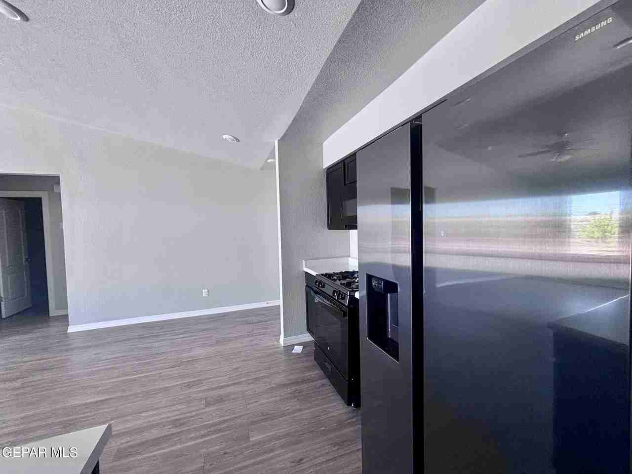 14433 Sabio Dr - Photo 4 of 14