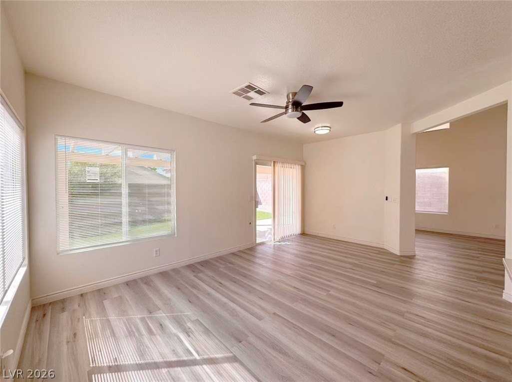 7849 Blue Brook Dr - Photo 6 of 44