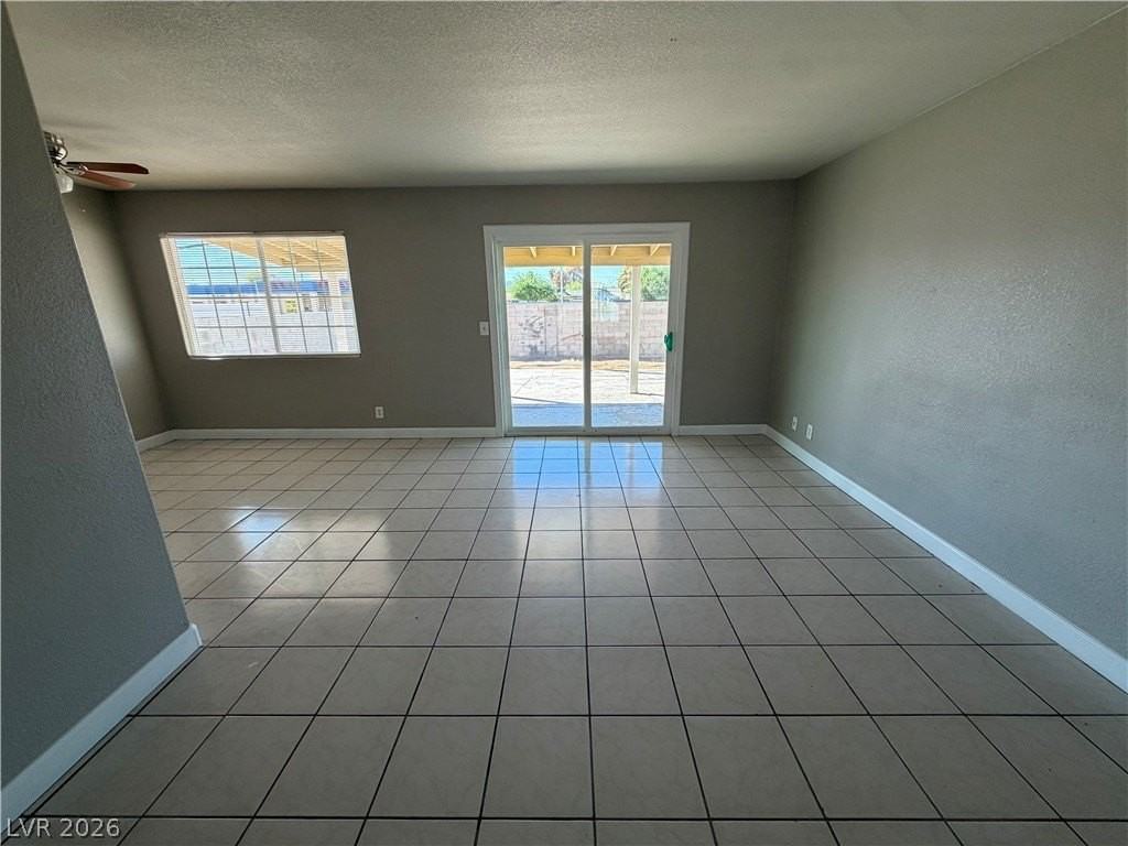 4913 Danbrook Ct - Photo 5 of 41
