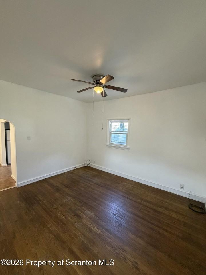 91 E Columbus Ave - Photo 7 of 16