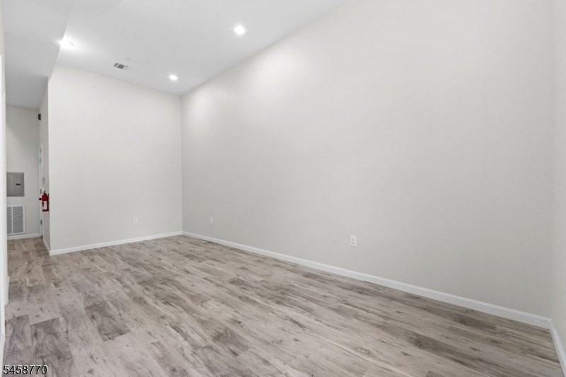 90 Broadway #3 - Photo 4 of 8
