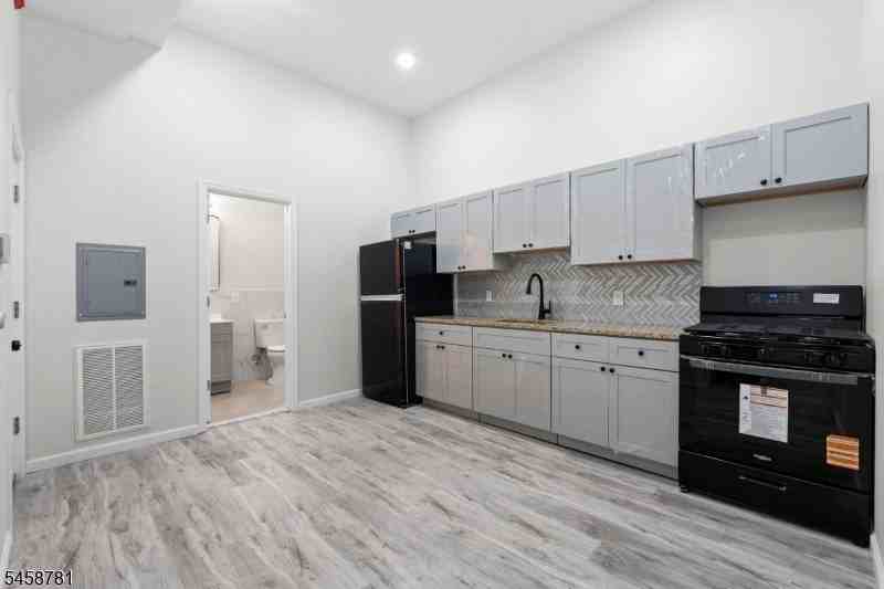 90 Broadway #1 - Photo 2 of 7