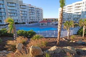 featured image of 2000 New River Inlet Rd #1102