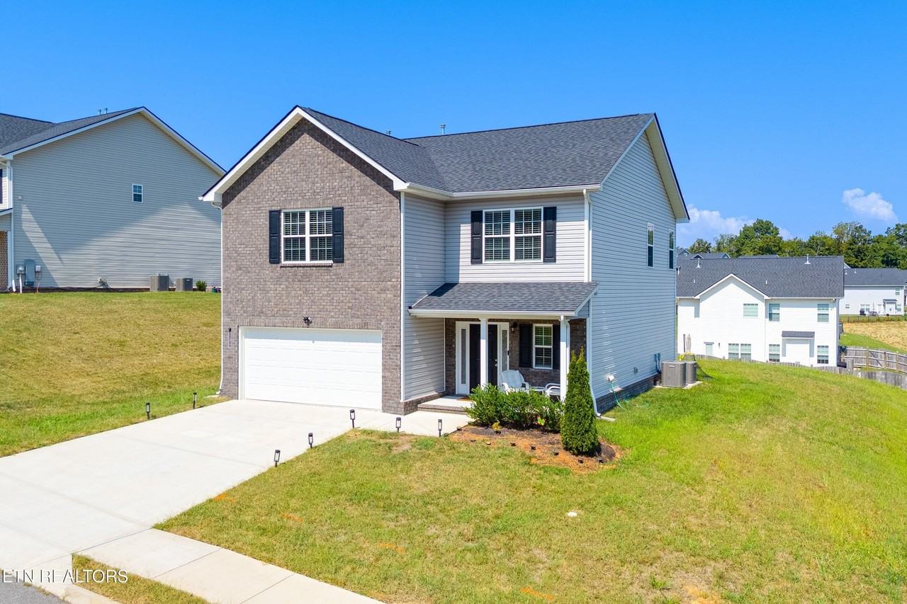 11317 Flame Willow Ln - Photo 2 of 44