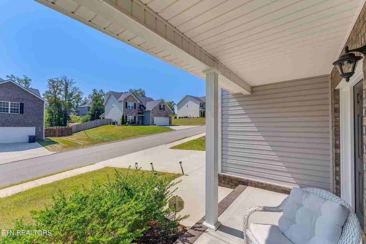 11317 Flame Willow Ln - Photo 6 of 44