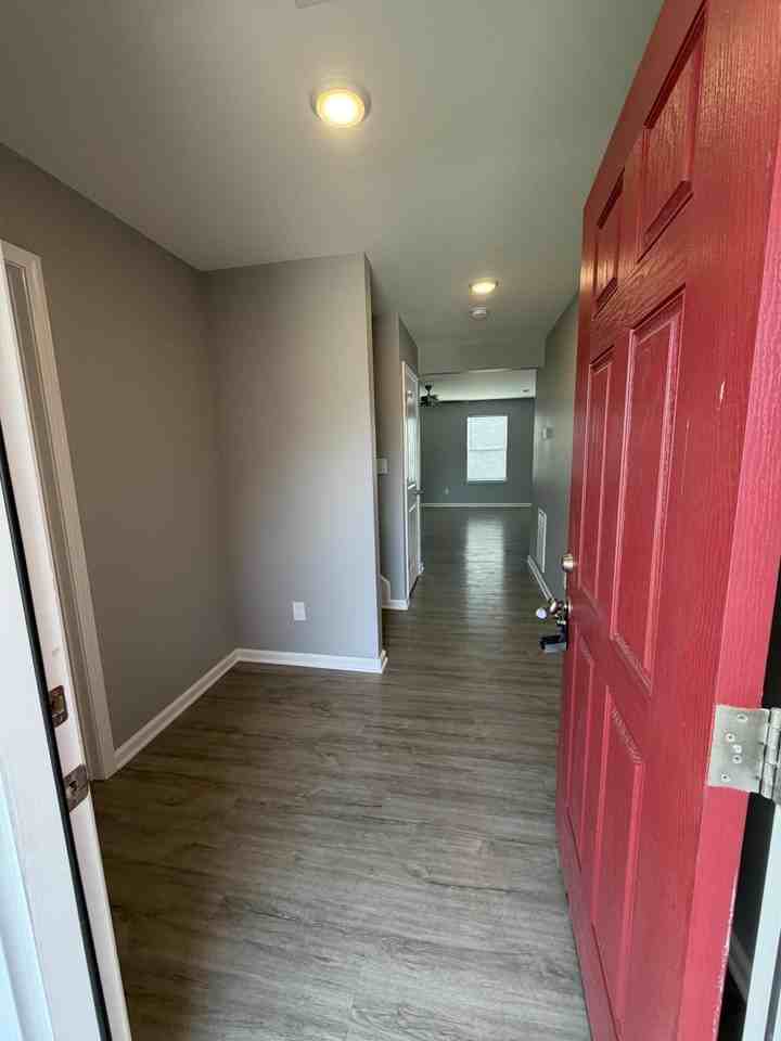 2460B Feathersound Way - Photo 3 of 50