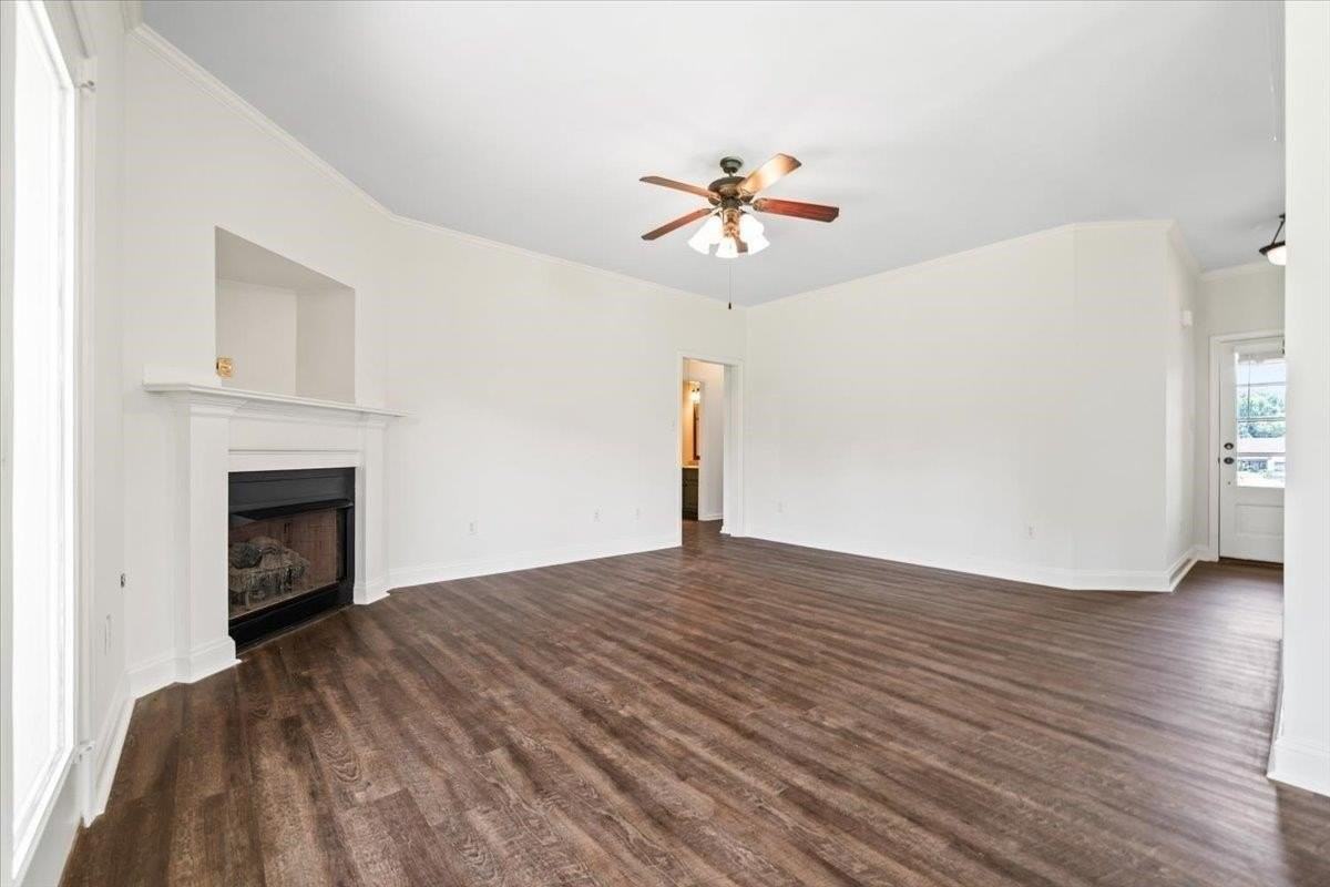 243 Hackberry Cv - Photo 4 of 8