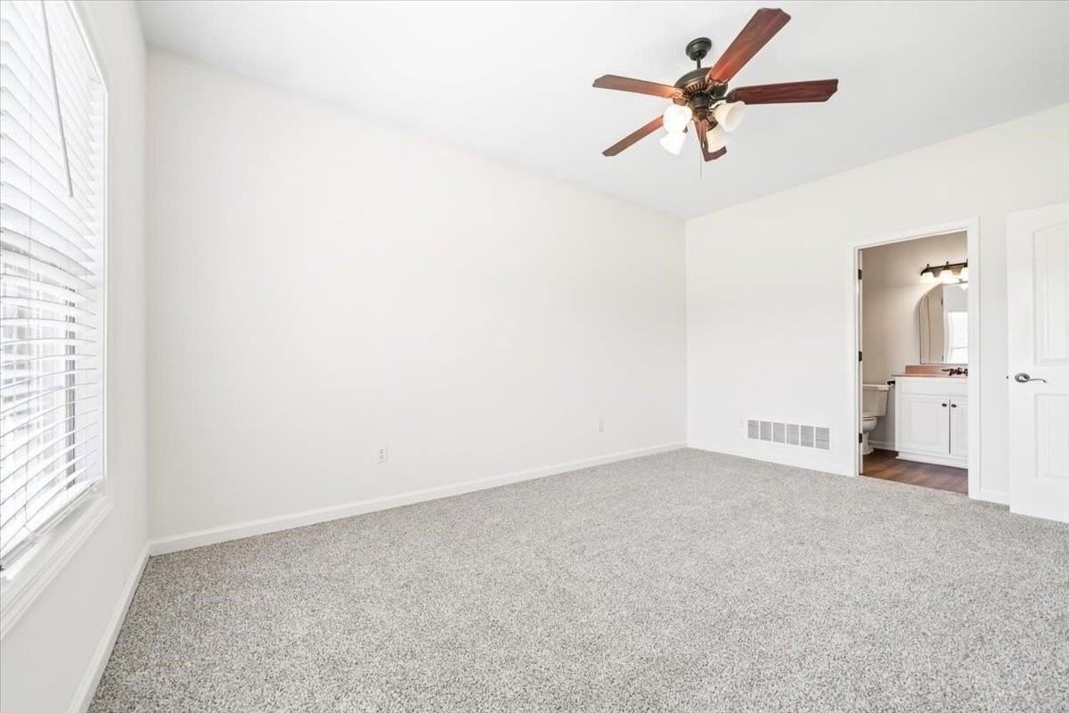 243 Hackberry Cv - Photo 5 of 8
