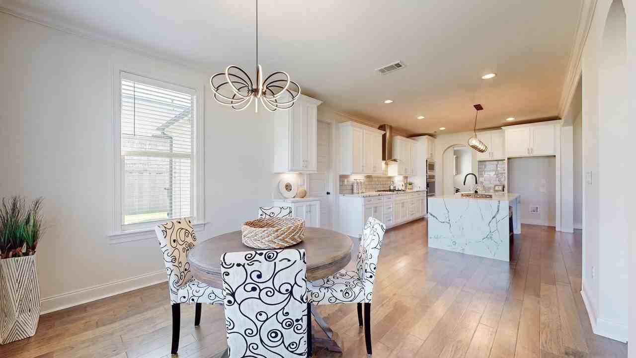 4762 Magnolia Park Cir W - Photo 3 of 37