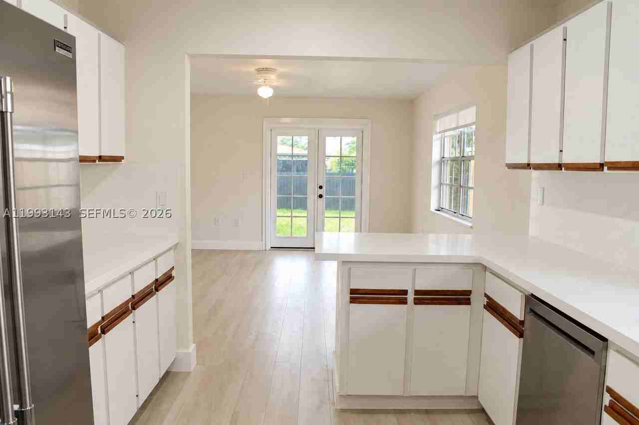 2194 Sw 57th Ct #2194 - Photo 6 of 25