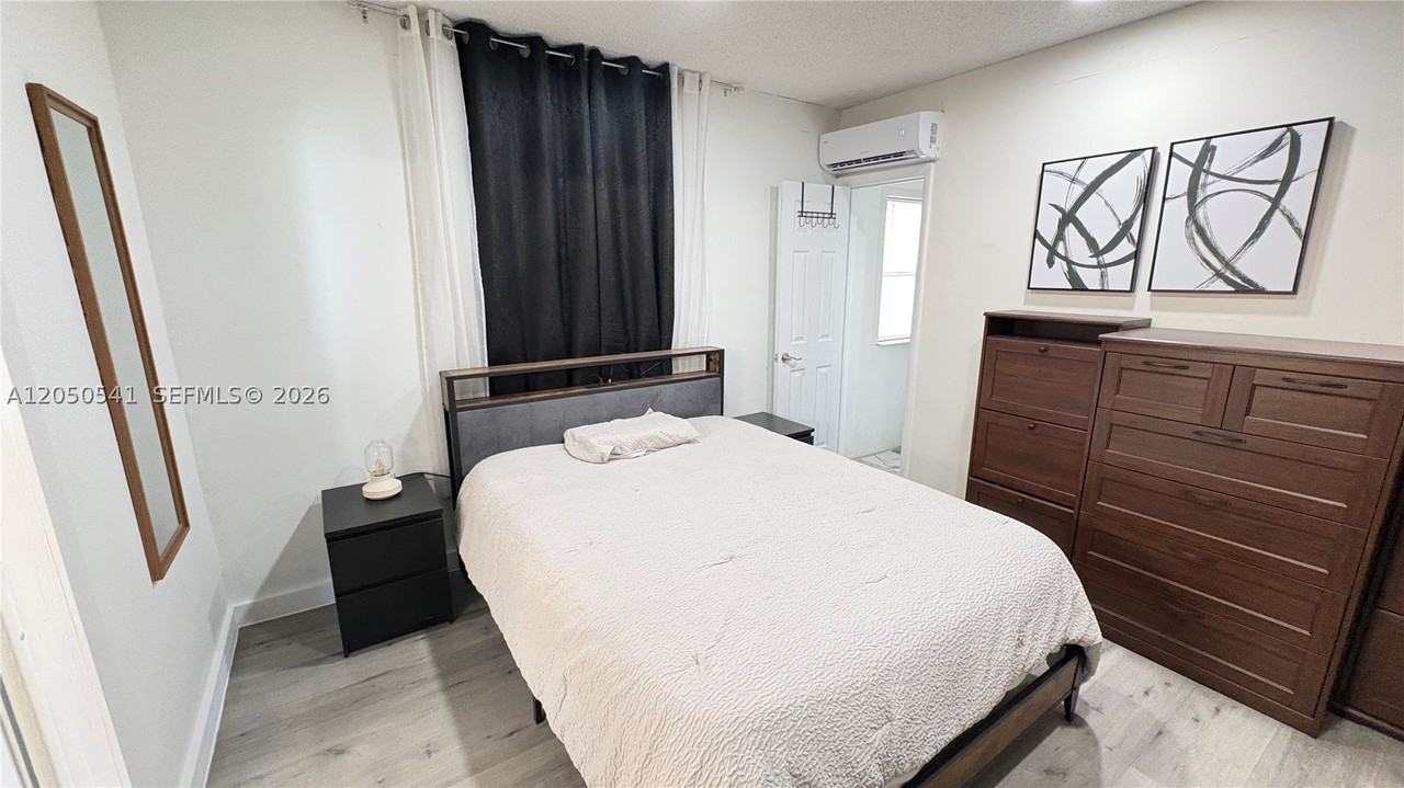 2254 NW NW 3rd Street #1 - Photo 7 of 16