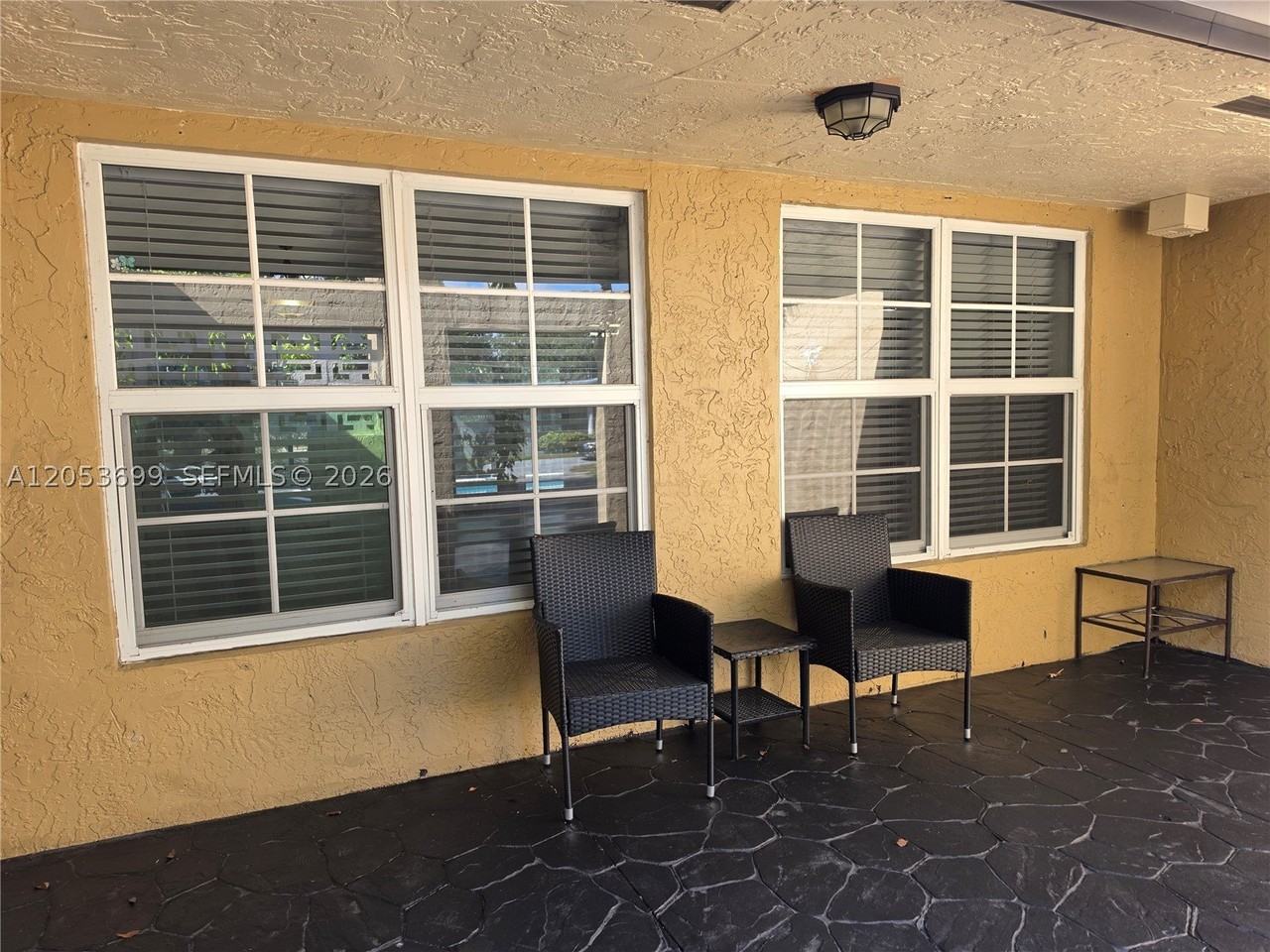 9240 Sw 56th St #0 - Photo 3 of 30