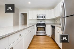 320 Saint Paul St - Photo 1 of 1